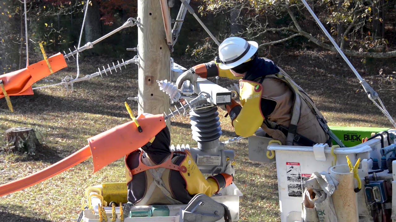 CMR medium-voltage compact modular recloser - wildfire mitigation