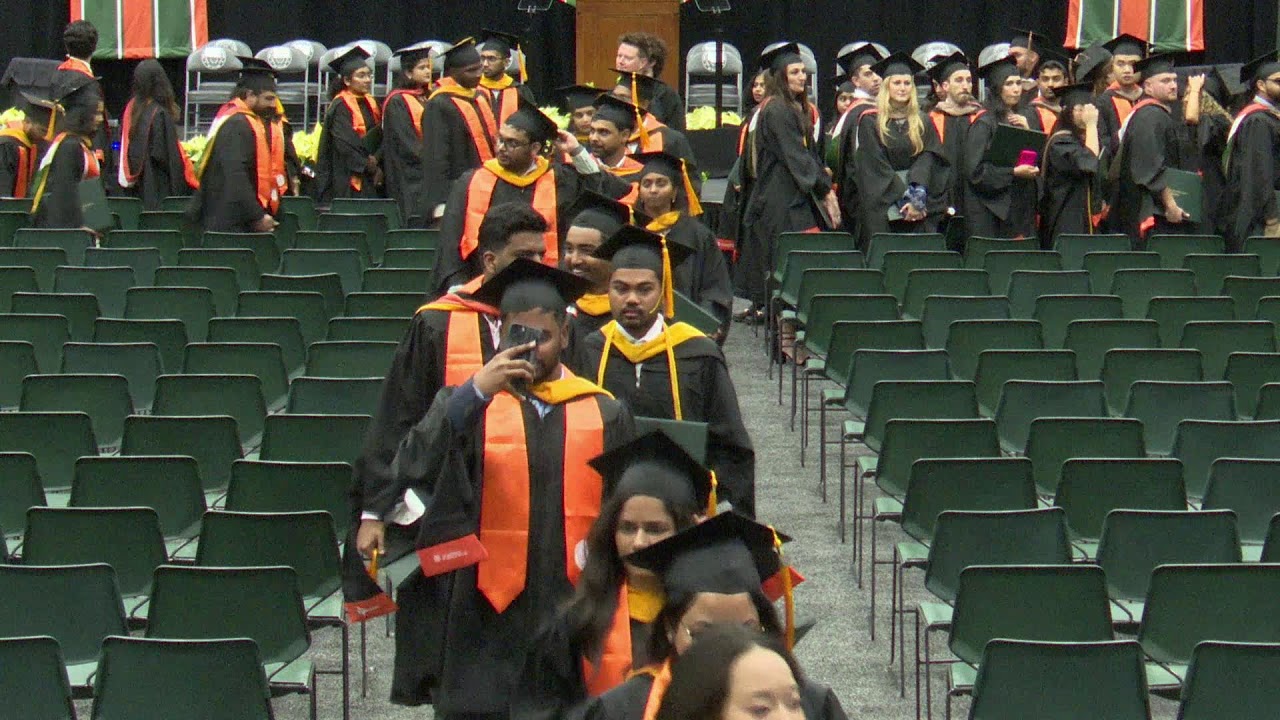 UT Dallas Commencement Fall 2025 Naveen Jindal School of Management – 4