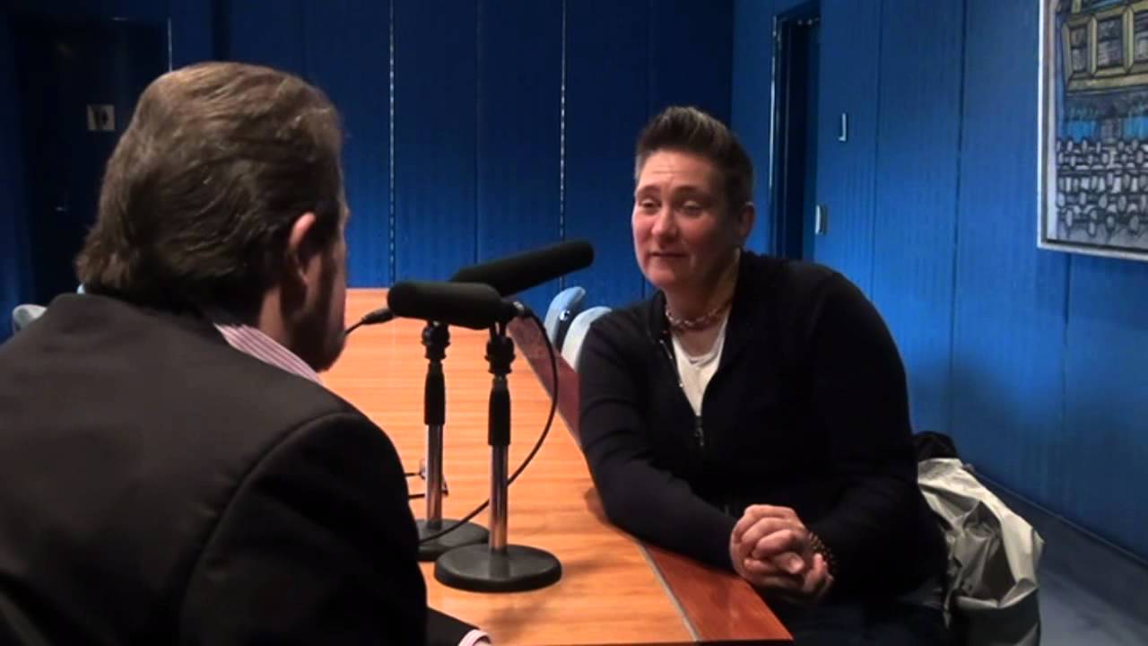 Derryn Hinch interviews kd Lang (Part 1)