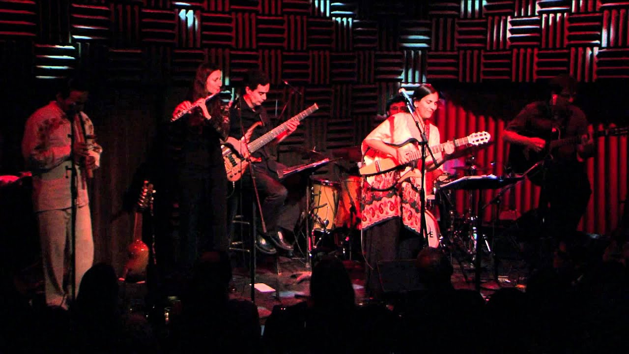Marta Gomez sings 