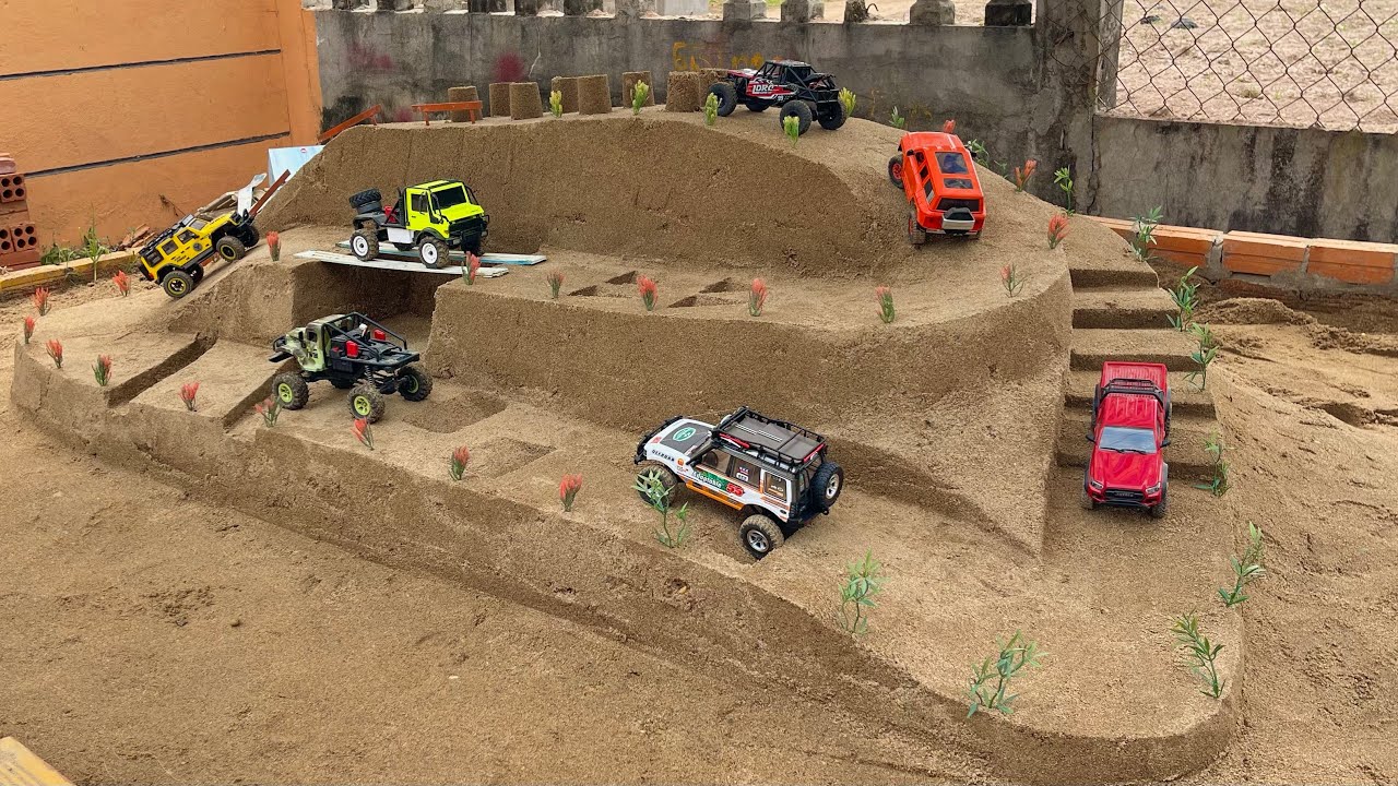 RC Cars Battle the Impossible Sand Mountain! Who Will Win?