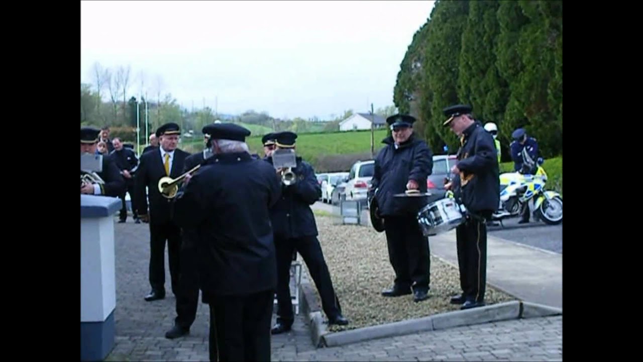 Bunnoe Brass Band.wmv