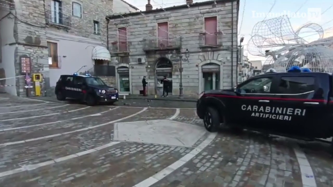 ASSALTO A SPORTELLO INTESA SAN PAOLO A ROSETO VALFORTORE
