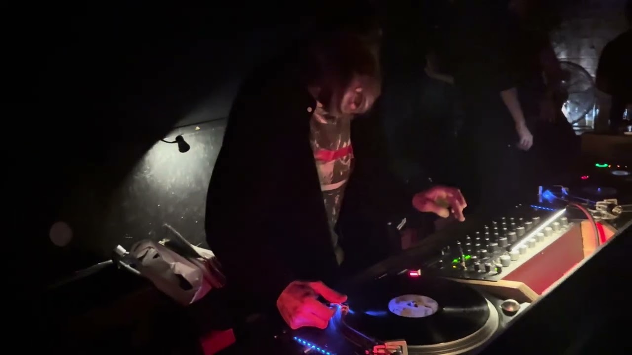 Onur  &Ouml;zer @ Lion&Lamb March _2026 