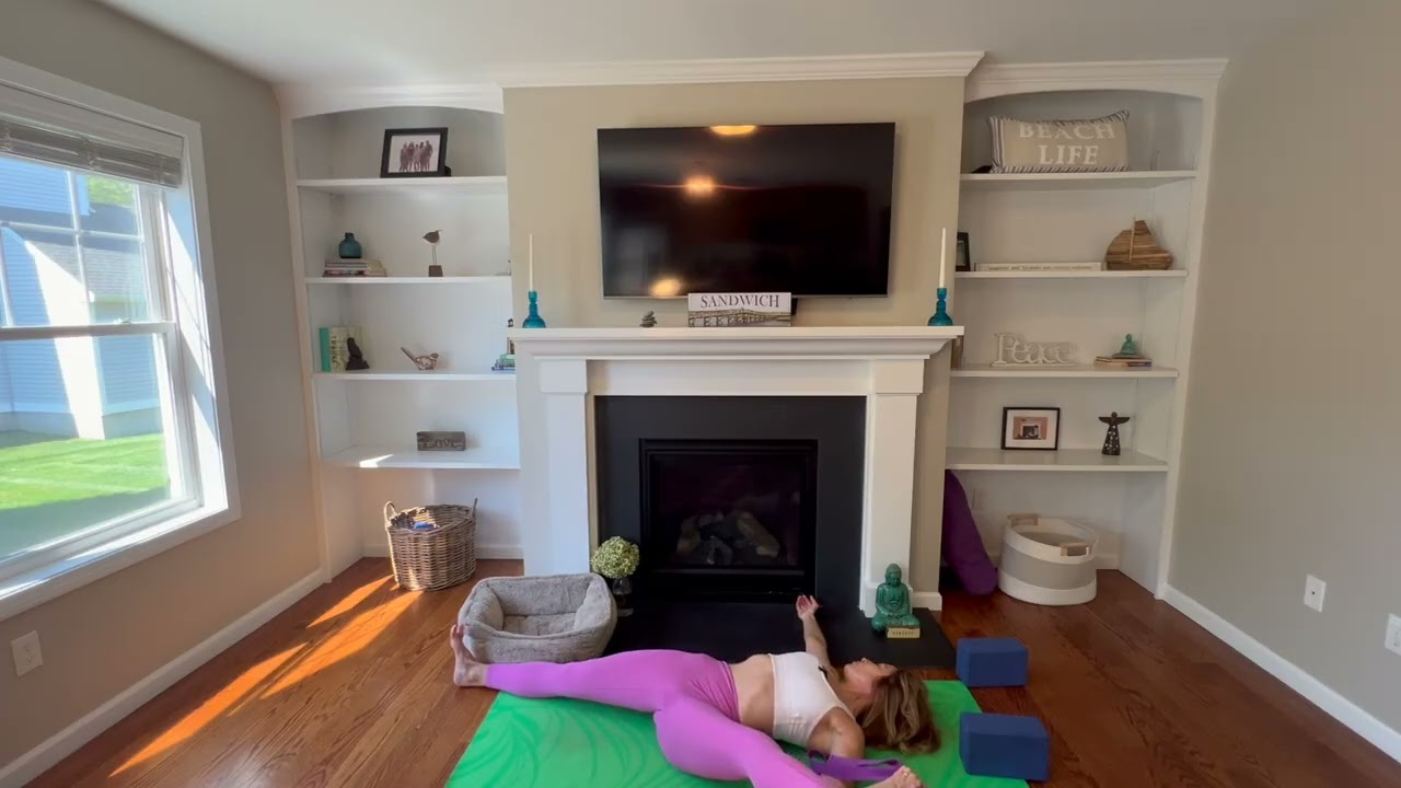 All Levels Slow and Easy Yoga Focus: Back & Lower Body 40 Min