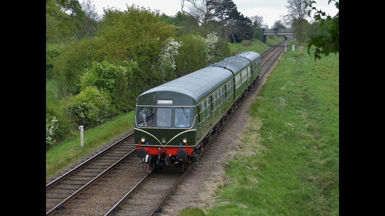 Diesel Multiple Unit on the Great Central Railway