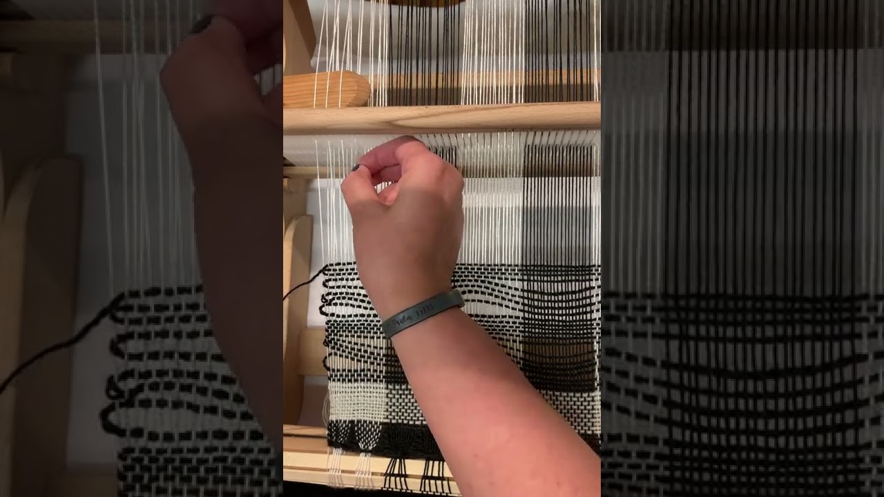 Weaving with pickup sticks