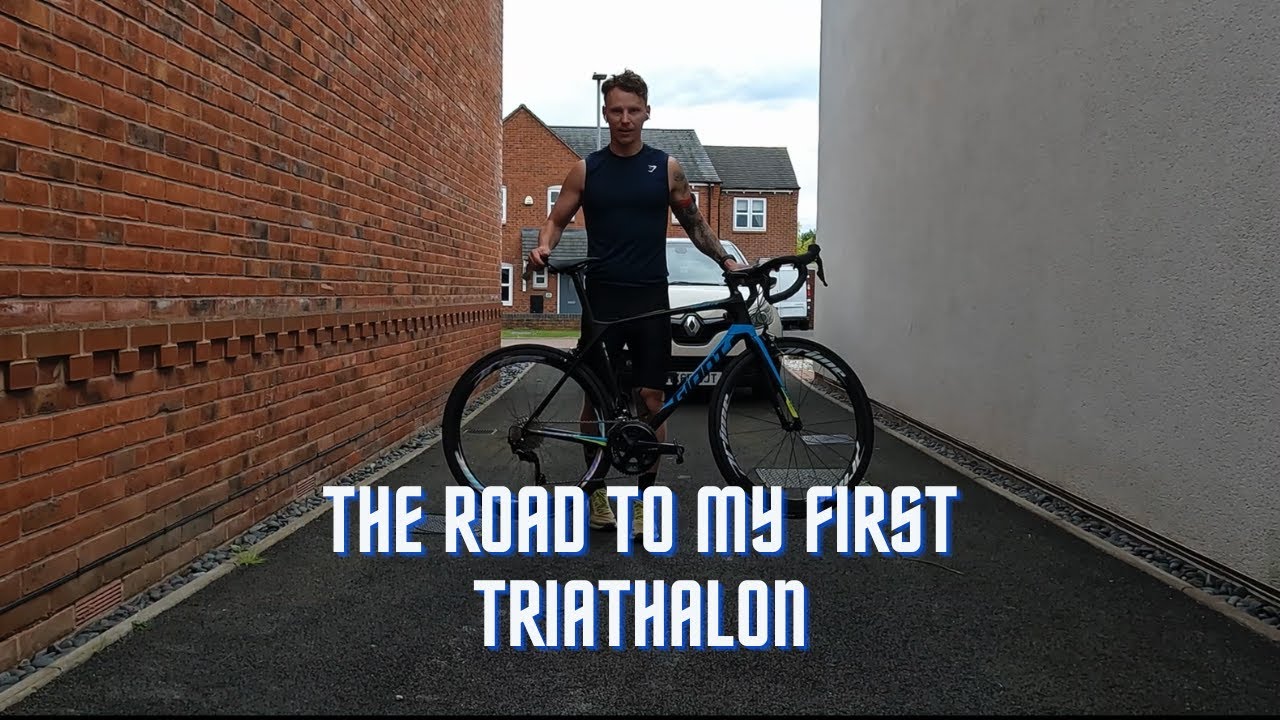 HOW TO TRAIN FOR A TRIATHALON - VLOG 1