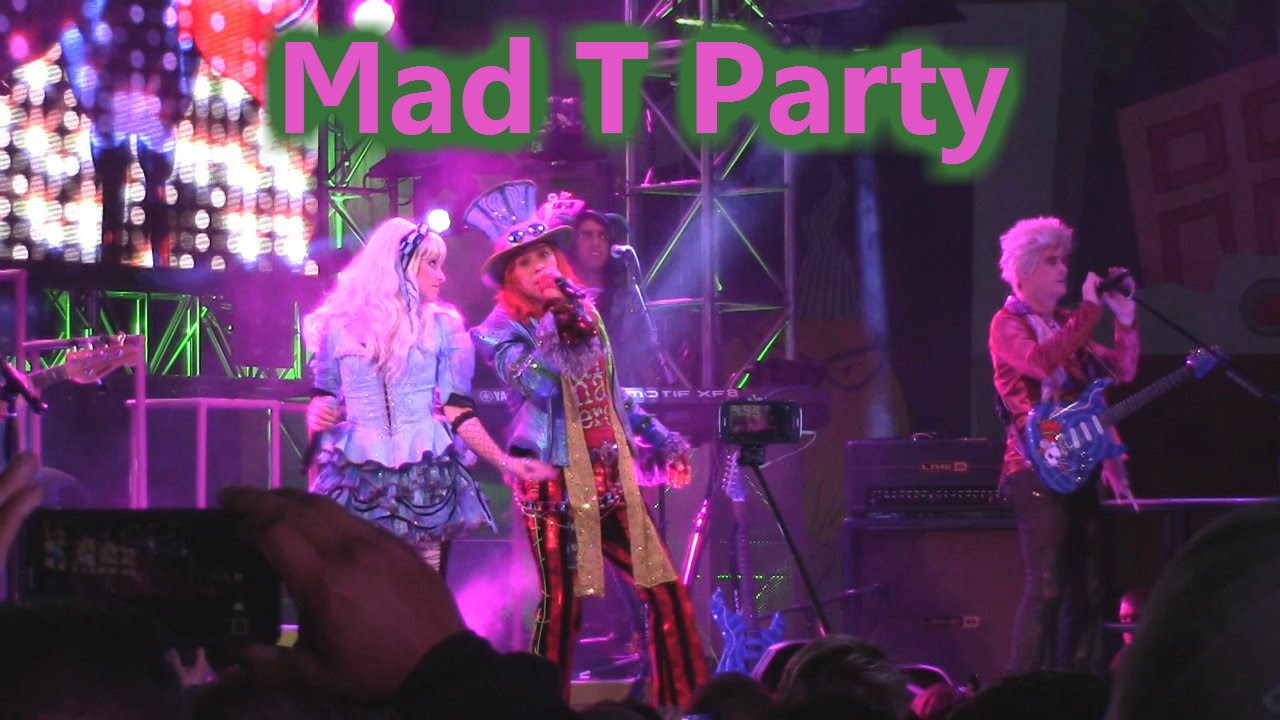 Mad T Party THE OFFICIAL RETURN! - Disneyland's 60th Anniversary - Multi-camera view
