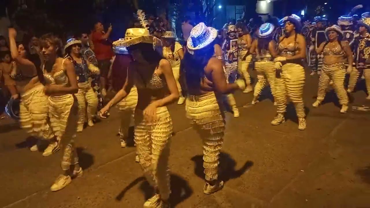 murga los diferentes de Billinghurst muy buena