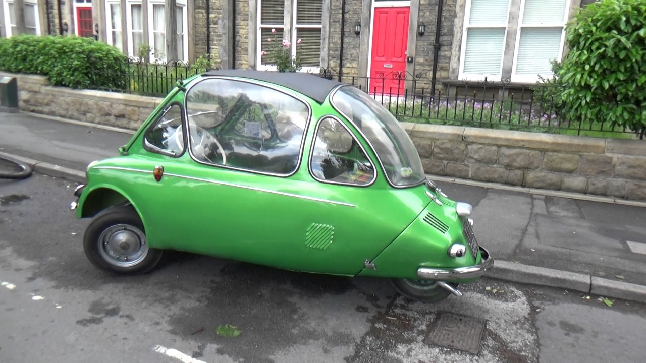 TROJAN 200 BUBBLE CAR  NOT SURE ON THE YEAR