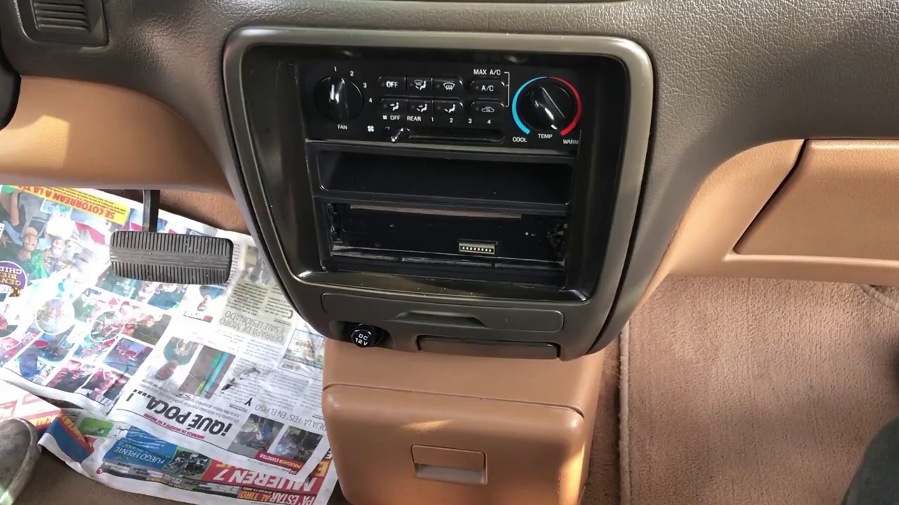 Como Desmontar Estereo Nissan Quest / JMK