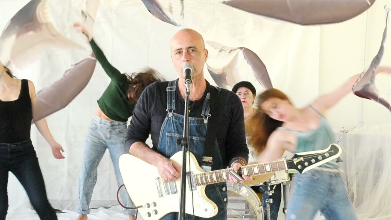 Javier Corcobado - French Disko (vieoclip oficial)