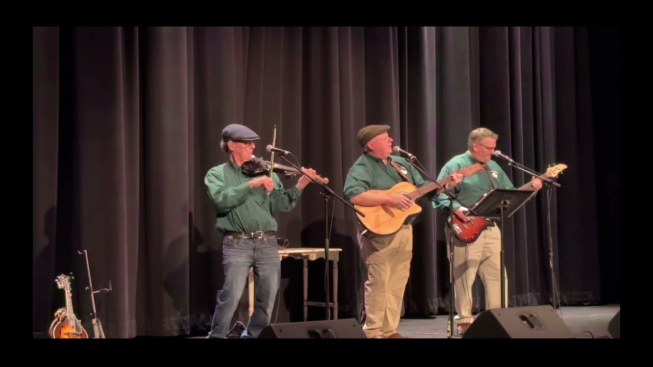 Pub Runners in concert - Fiddler's Green