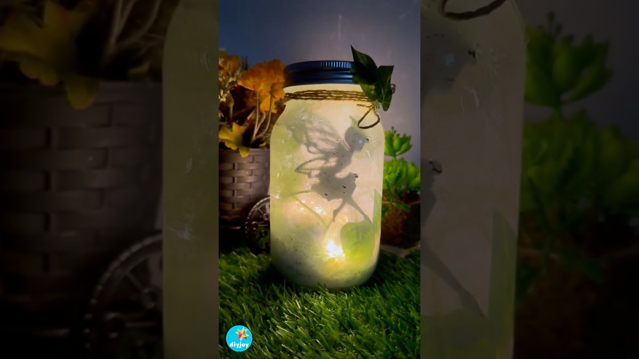 Easy DIY Fairy Lamp with a Mason Jar ✨ #diylamp #masonjar #easycrafts