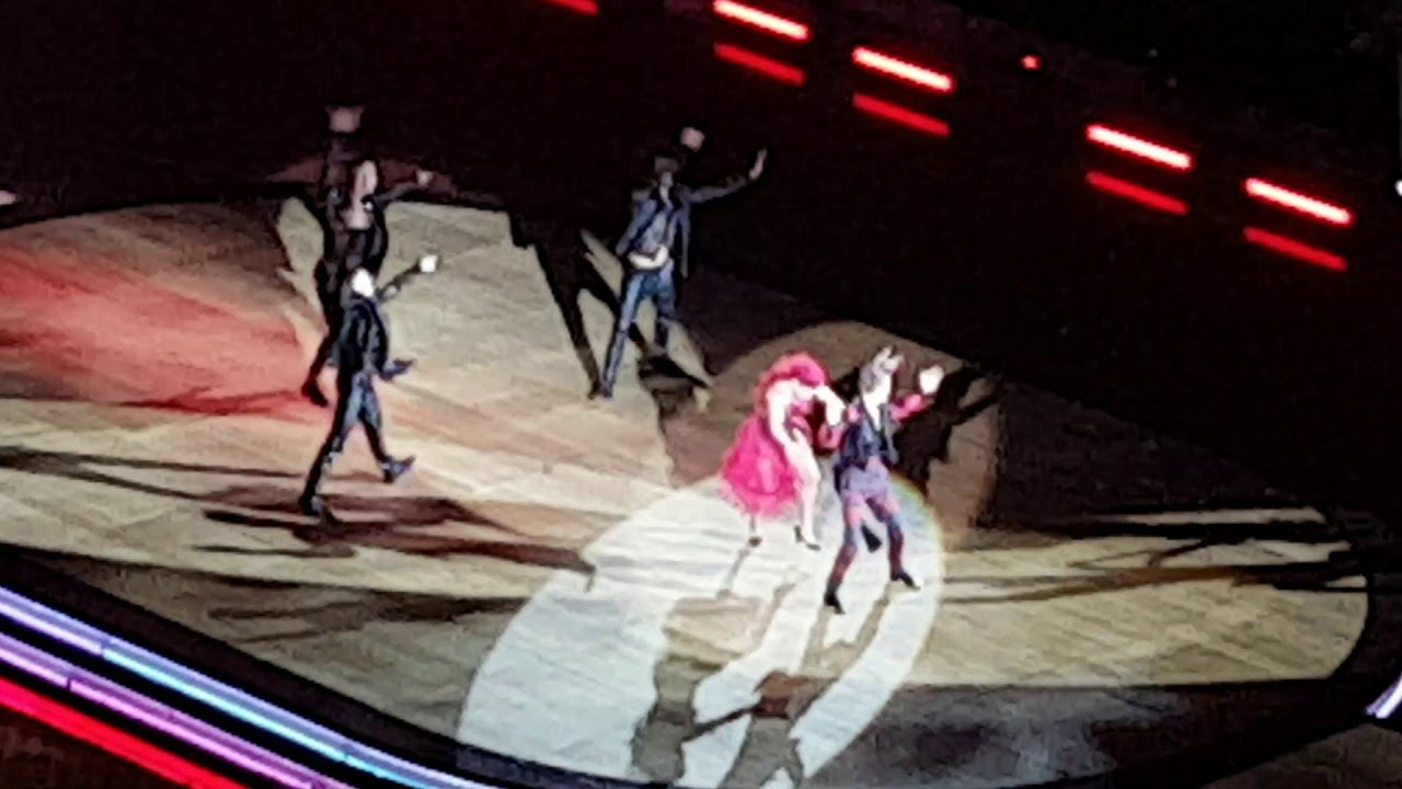 Joe Sugg and Dianne Buswell Showdance - Strictly Tour 10/02/19