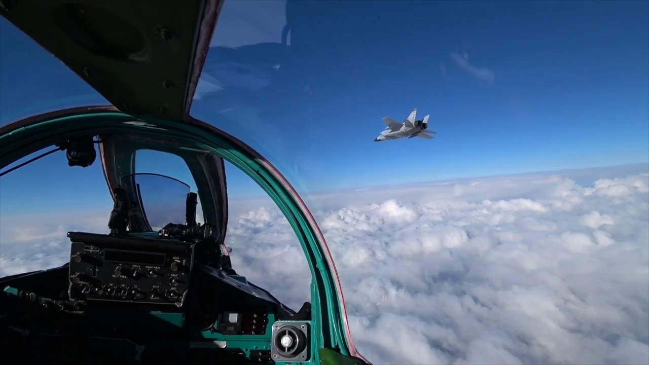 Russian Navy MiG-31 interception training with Tu-95MS