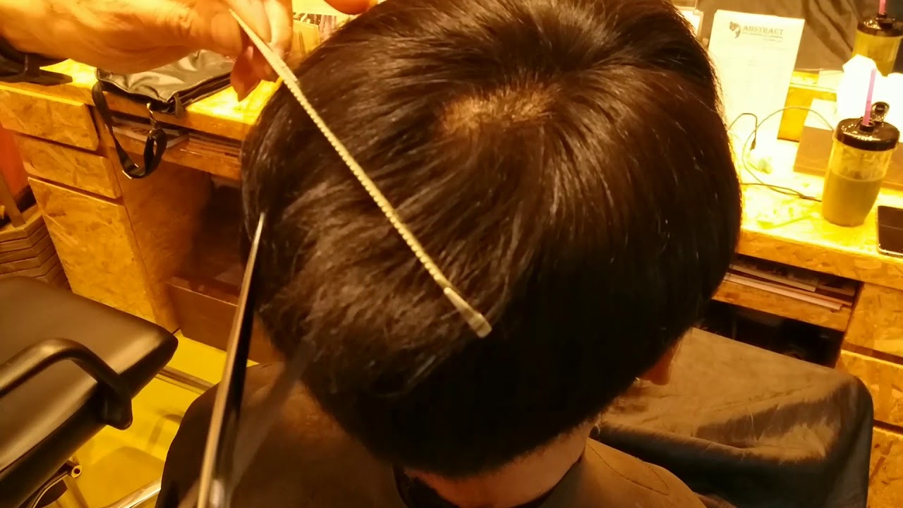 Johnny Lim's vintage man's dry scissors + chipper cut