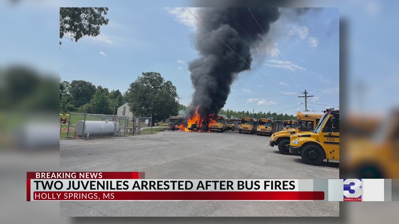 2 juveniles arrested after school buses are set on fire