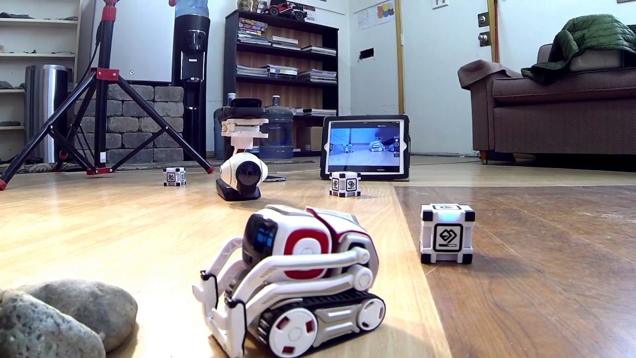 AdventureQuest RC NEW Anki Cozmo Robot AN RC CAR? State of the Art Programming Robotics for the WIN!