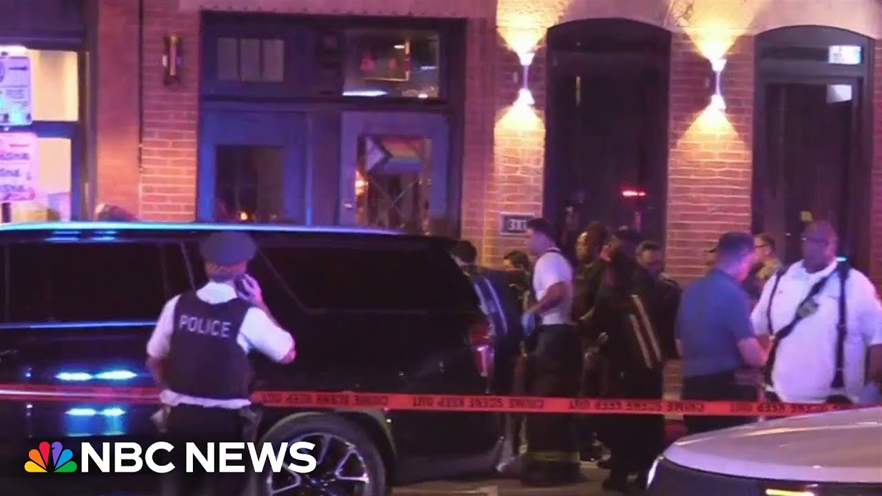 'Absolute chaos': Four killed in Chicago drive-by shooting