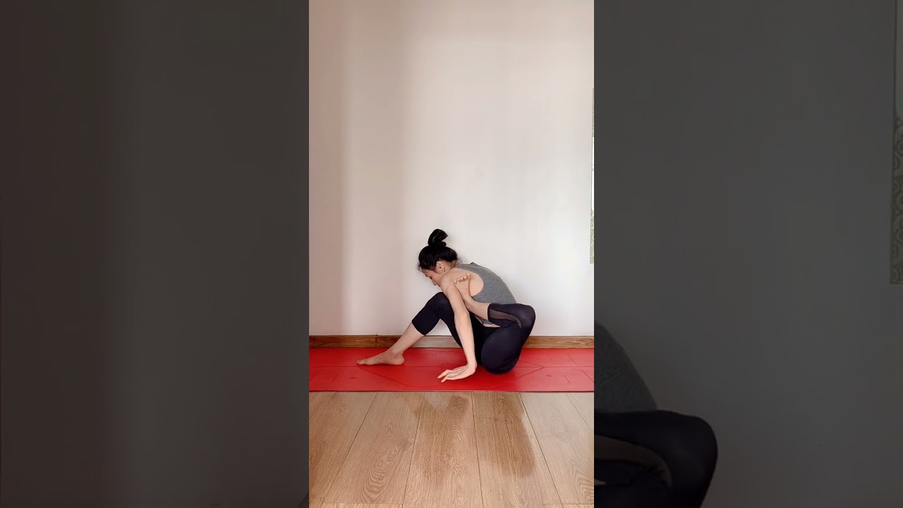 BASIC Yoga Practice 🧘 Easy Yoga Poses for Flexibility #317