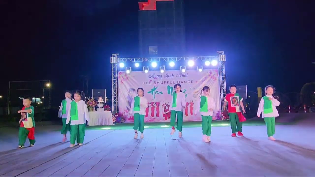 Shuffle dance kíp mầm với bài CÂY ĐA QUÁN NƯỚC SÂN ĐÌNH 