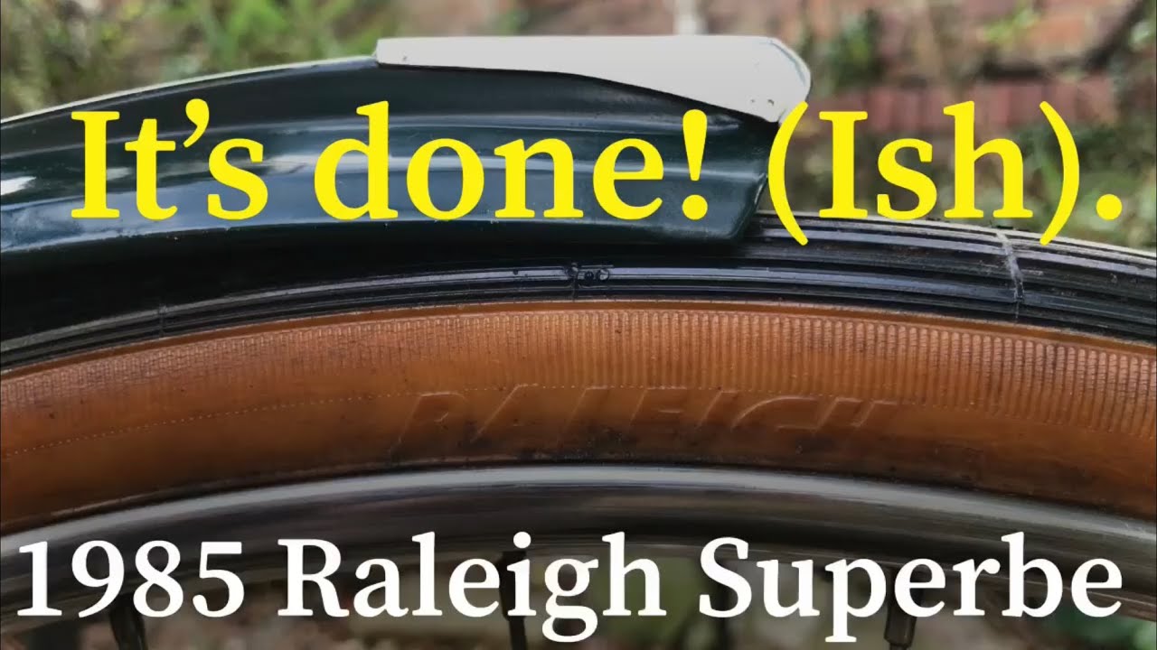 Finished (ish)! Stunning Raleigh Superbe assembly including chaincase, Sturmey Archer 3-speed.