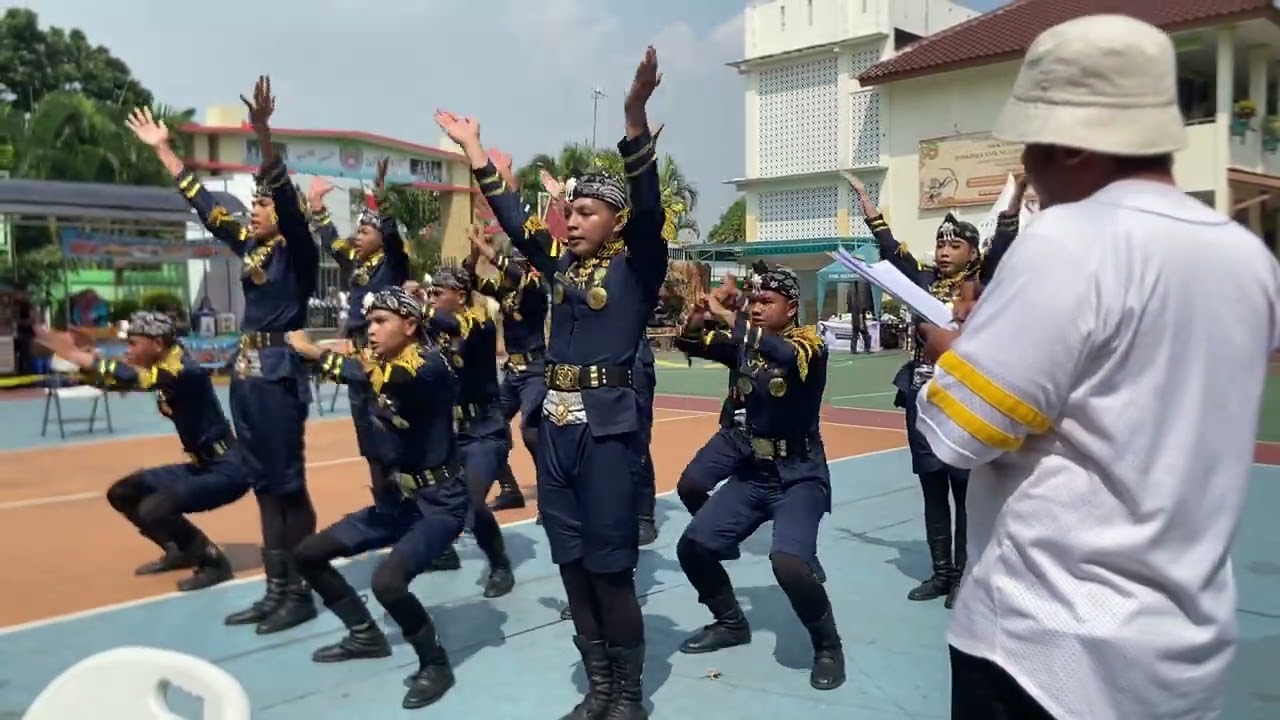 JUARA VAVOR TERBAIK 3 PASKIBRA SMKN 11 KOTA BEKASI PASKALAS BOYS BAMBU RUNCING LKBB SRIKANDI