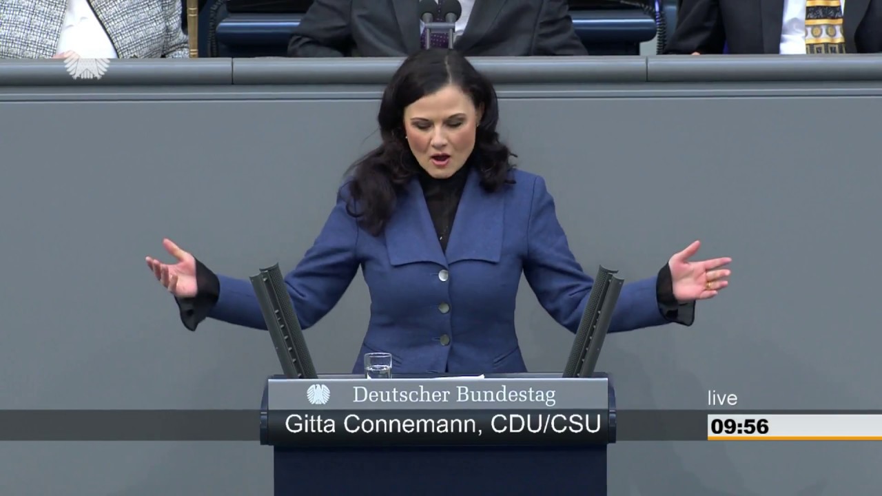 Rede im Plenum: „Deutsch ins Grundgesetz“