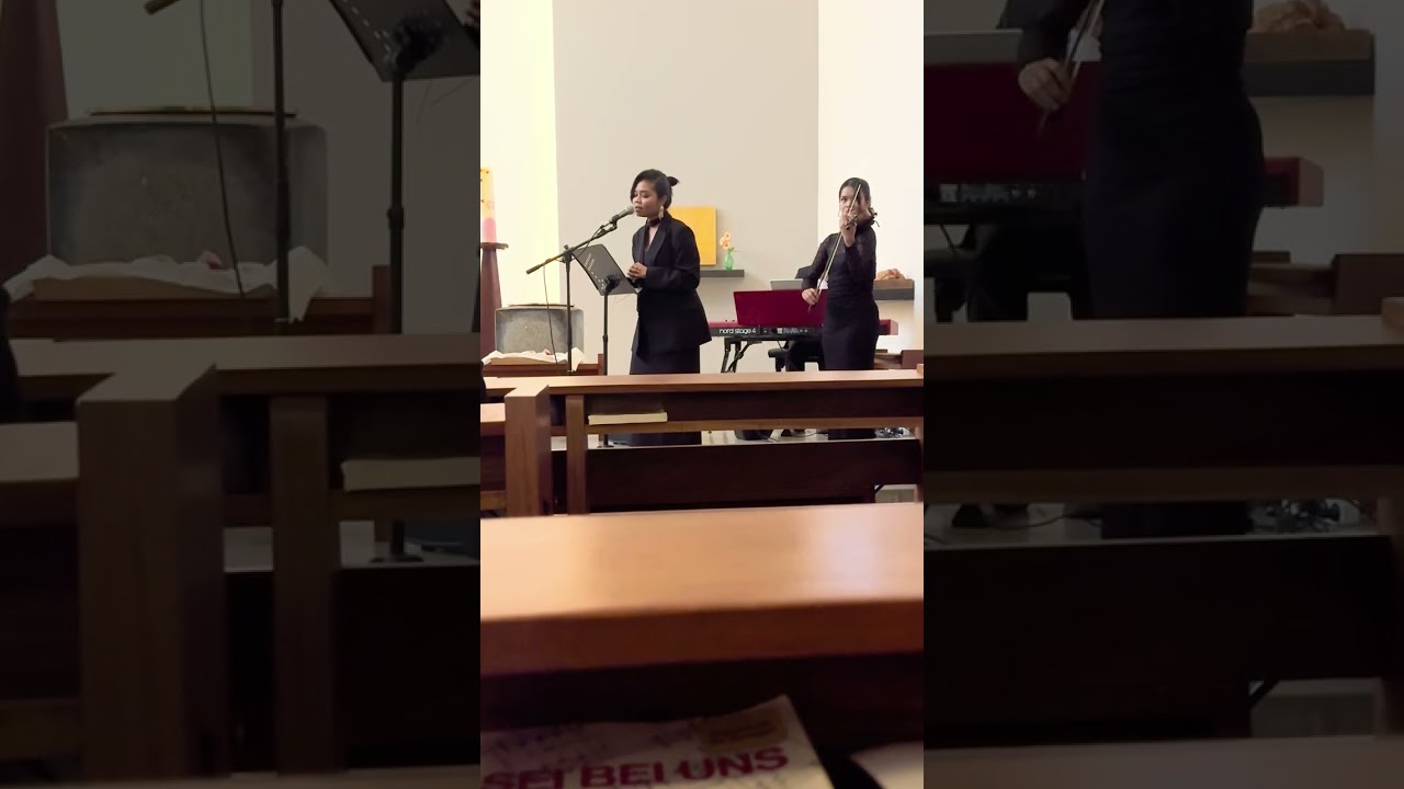 Ave Maria By Nona (Gereja Katolik di Hamburg Germany 🇩🇪)