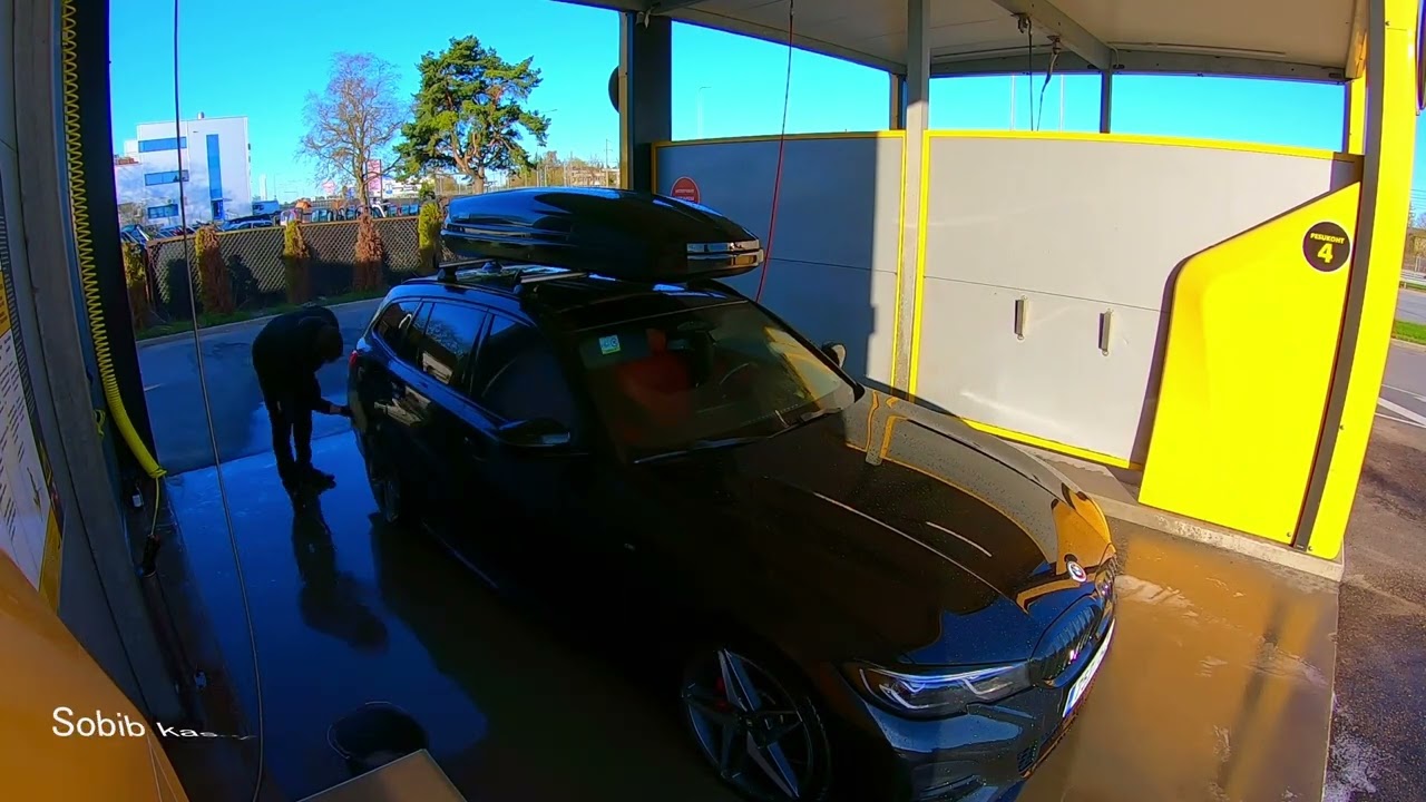 Auto pesemine m&uuml;ndipesulas GYEON toodetega