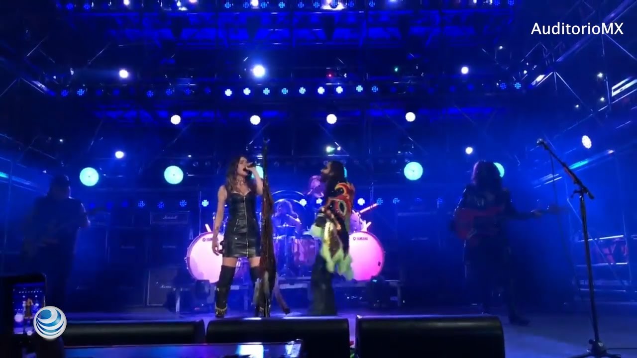 Moderatto rockeando en el Auditorio Nacional con Belinda
