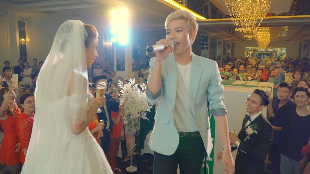 ERIK hát SAU TẤT CẢ dành tặng cô dâu