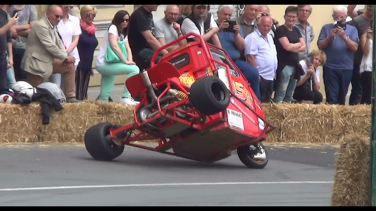 Crazy Ape Proto 95 Honda Hornet 600 circuito cittadino