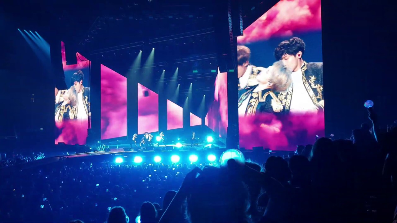 181009 SAVE ME & I'M FINE 방탄소년단 BTS Love Yourself Tour O2 Arena London 4K Ultra HD Fancam