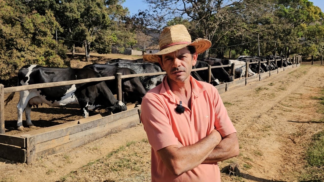 ELE COME&Ccedil;OU TIRANDO 35 LITROS DE LEITE