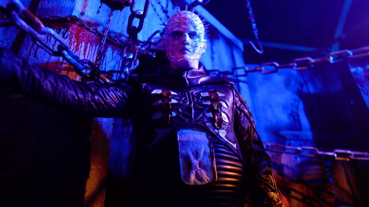 БЕЗУМНЫЙ дом с привидениями &laquo;Восставший из ада&raquo; на Halloween Horror Nights в Орландо 2026!!