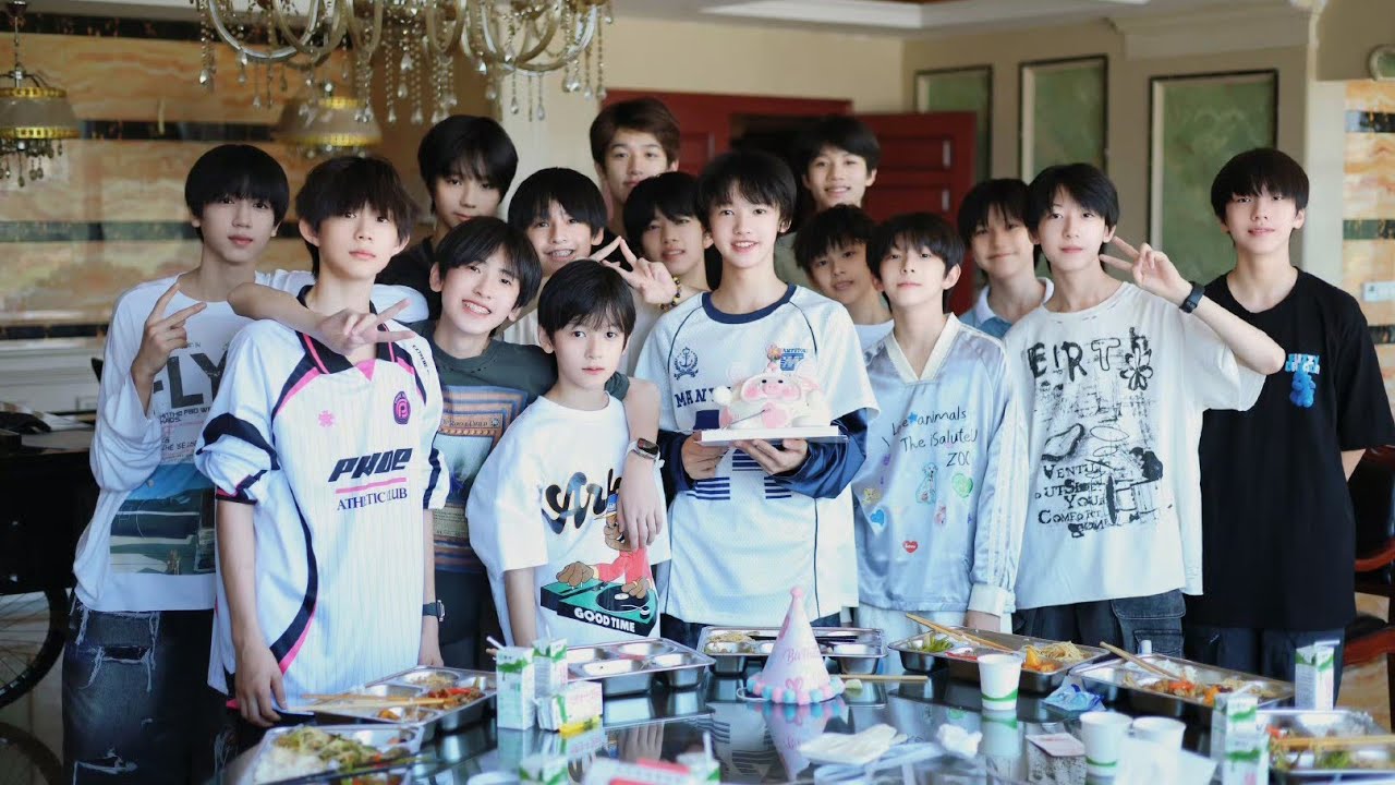 Zhang yiran & all member 