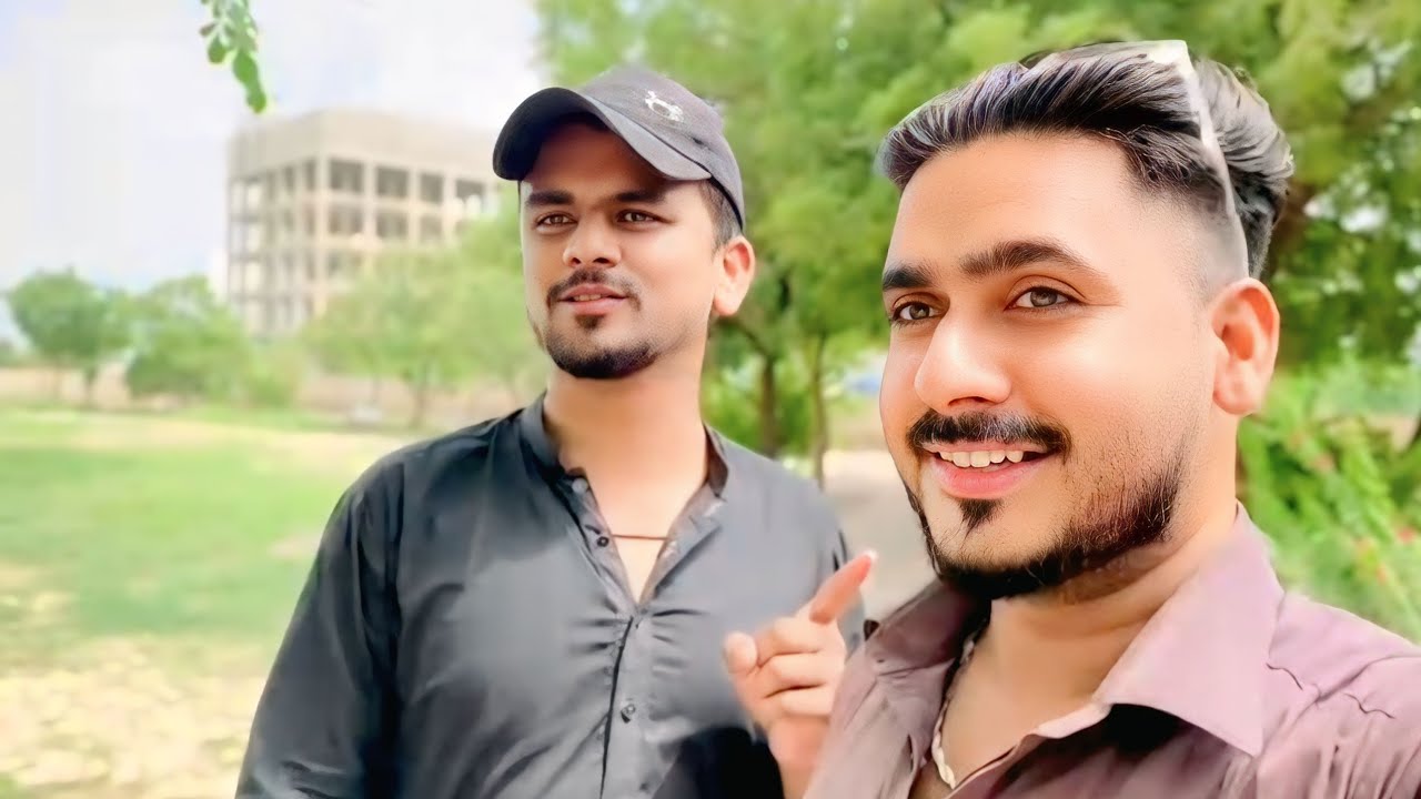 AJ MoRning MaiN NASHTA DOST KE SATH KIYA....😃