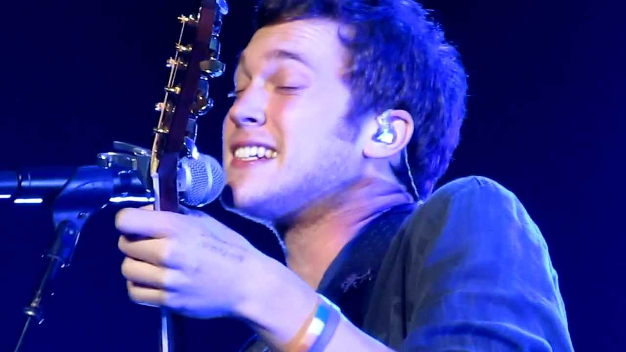 Nice and Slow (Phillip) - American Idol Top 10 - Rosemont, IL 7/7 HD