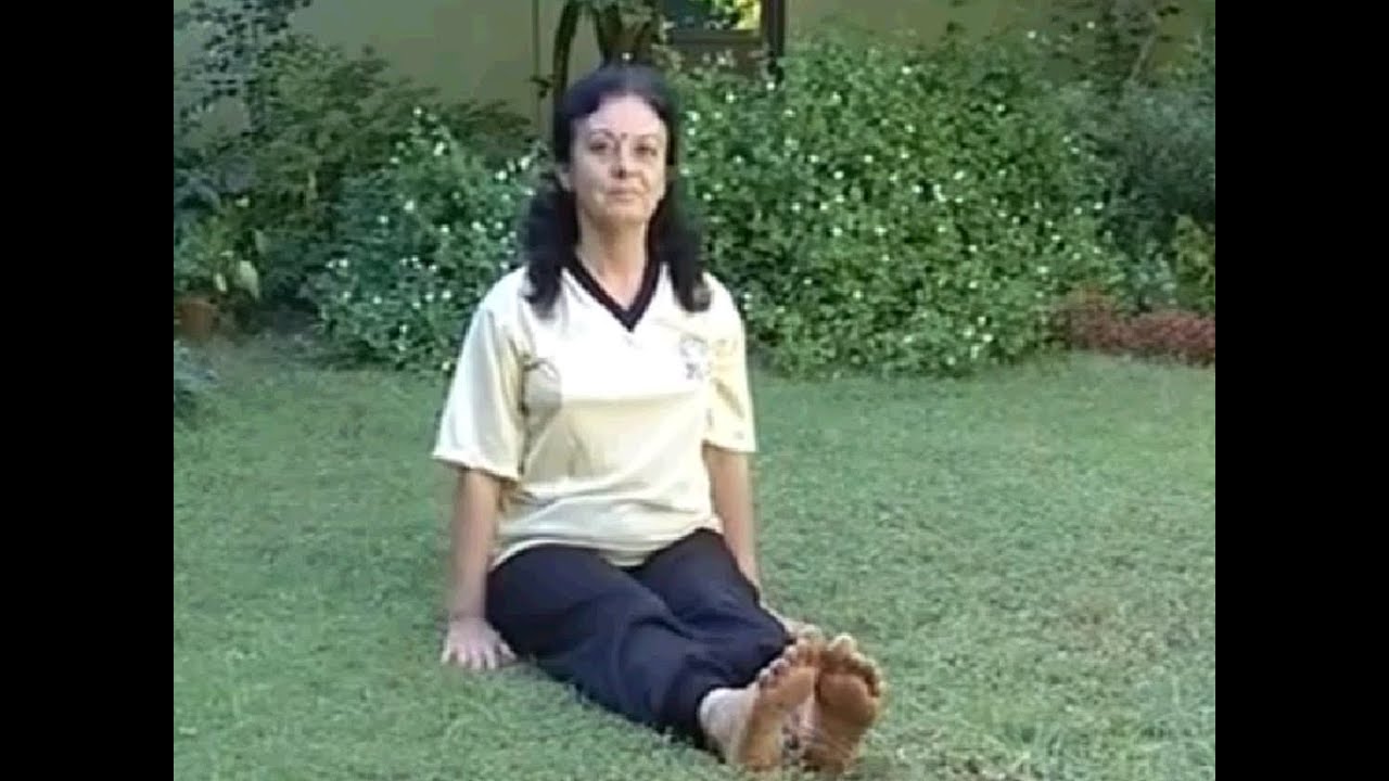 Yoga Mudras Of The Body - Classical Maha Mudra (Strengthens The Abdominal Organs)