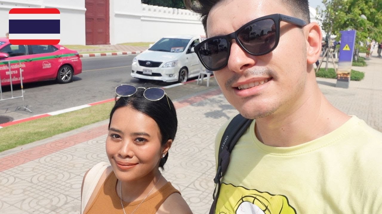 PRIN BANGKOK CU O THAILANDEZA SIMPATICA!🇹🇭