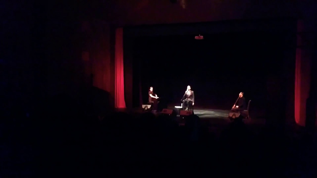 Cem Adrian - Tanrı Aslında Sever Hepimizi (Live)