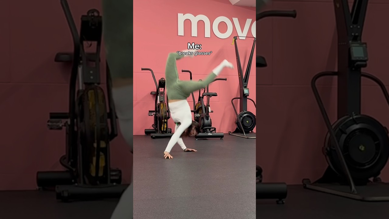 It&rsquo;s SO embarrassing! 😭#calisthenics #shorts