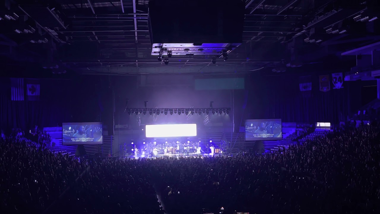 Maverick City Tour - September 16, 2021 Stockton, CA full concert