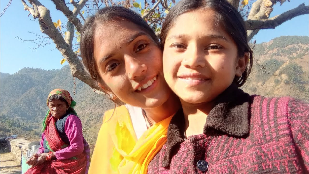 #आज खाया हलवापुरी😋#हुआ कुछ ऐसा🤔#uttarakhand #minivlog #phadilifestyle#vlog #phadivibes #travelblog 