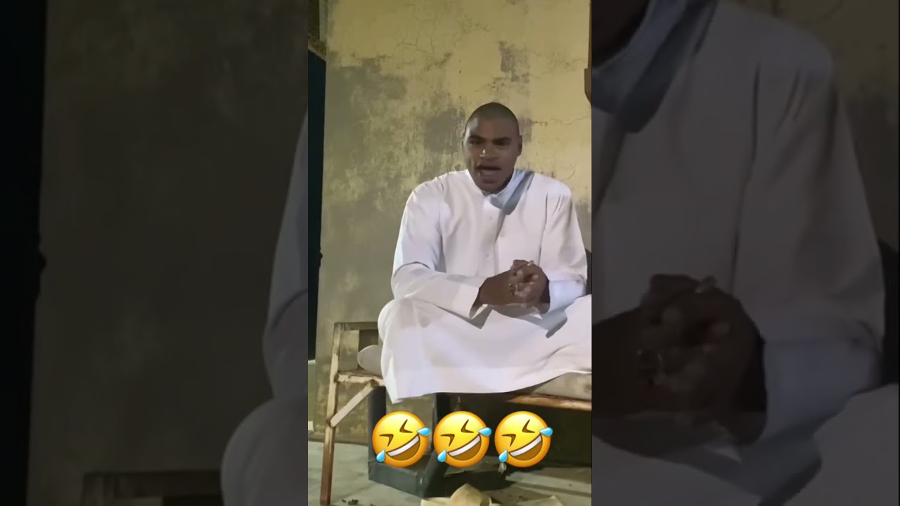 قبل رمضان 🌙 يمزح مع شباب