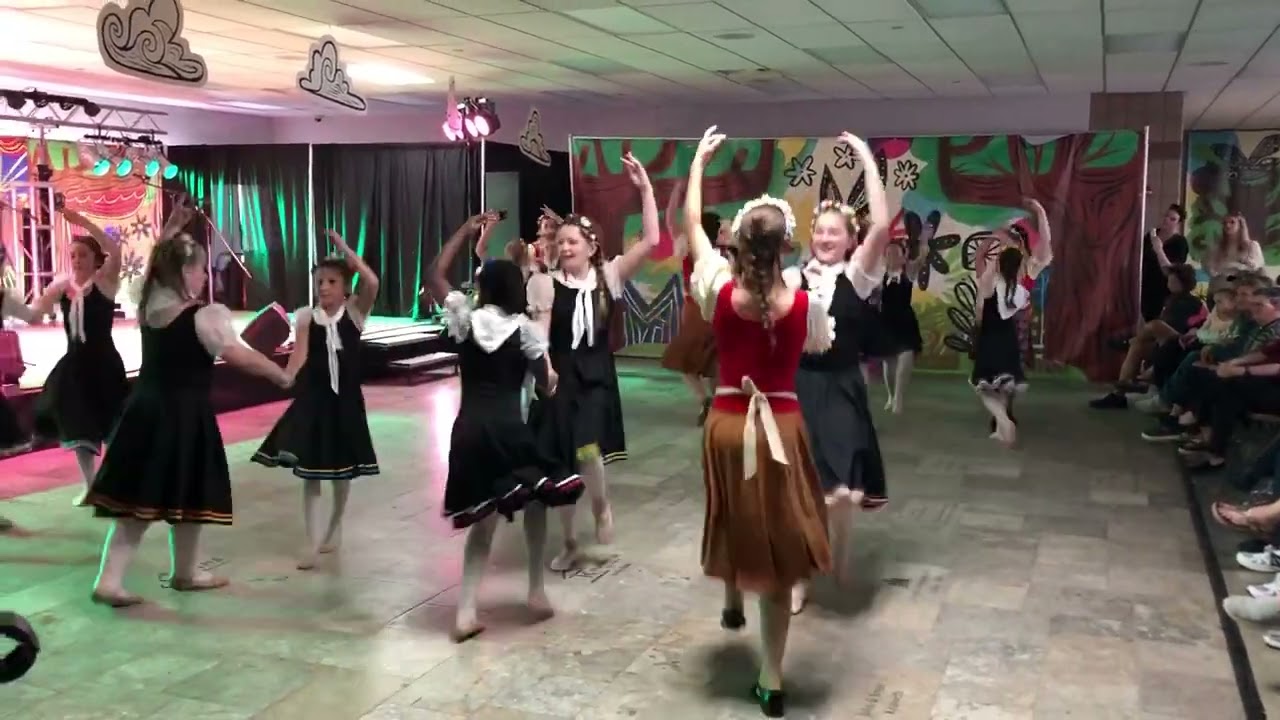 Beer Barrel Polka - Hostfest 2024