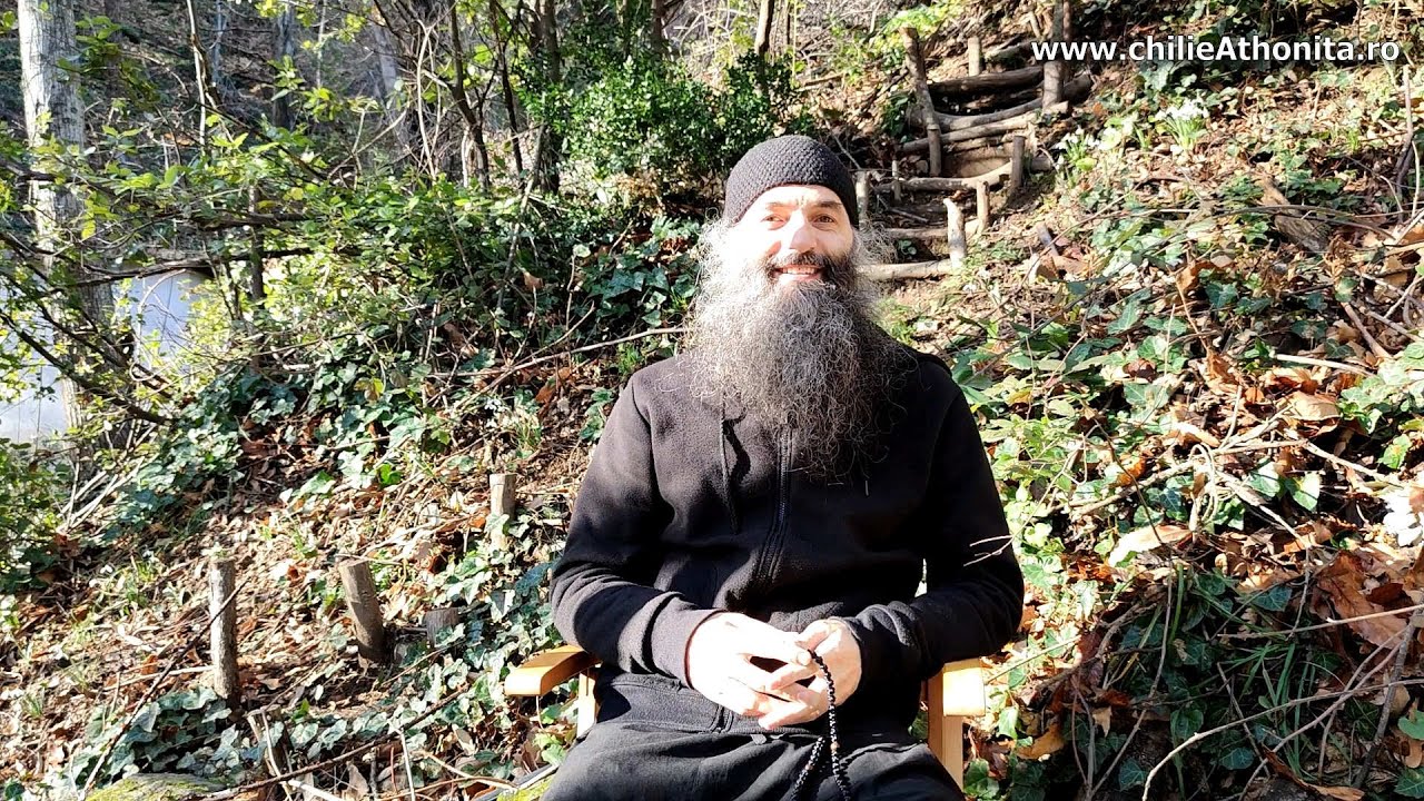 Experiențe personale și minuni de la Bobotează și cu Sfânta Ipomoni - părintele Pimen Vlad